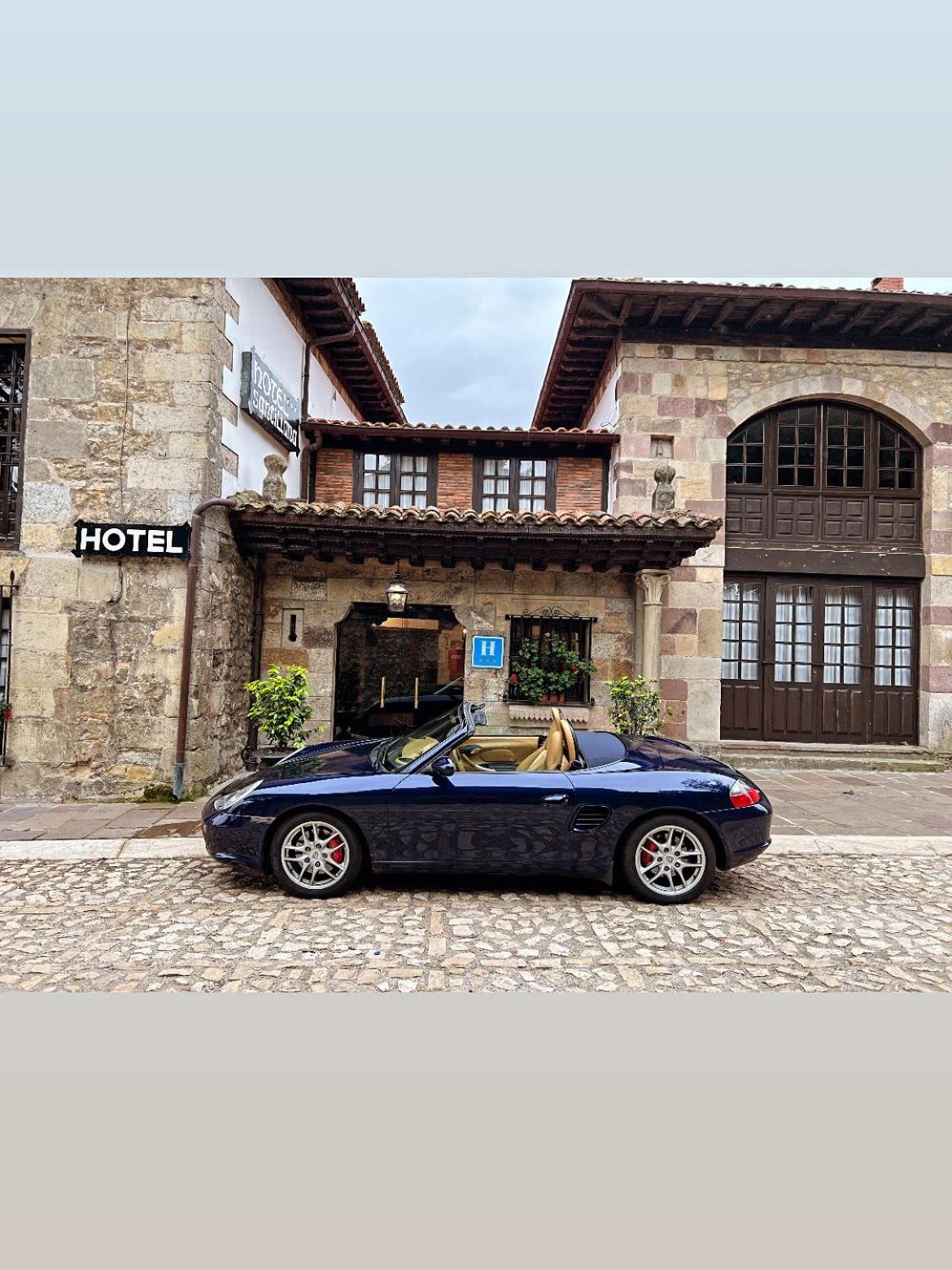 Hotel Santillana