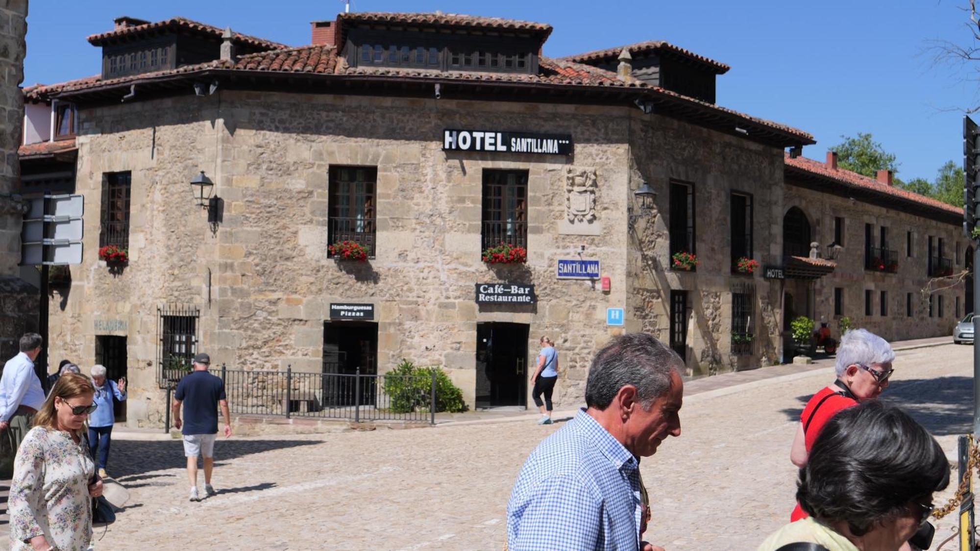 Hotel Santillana