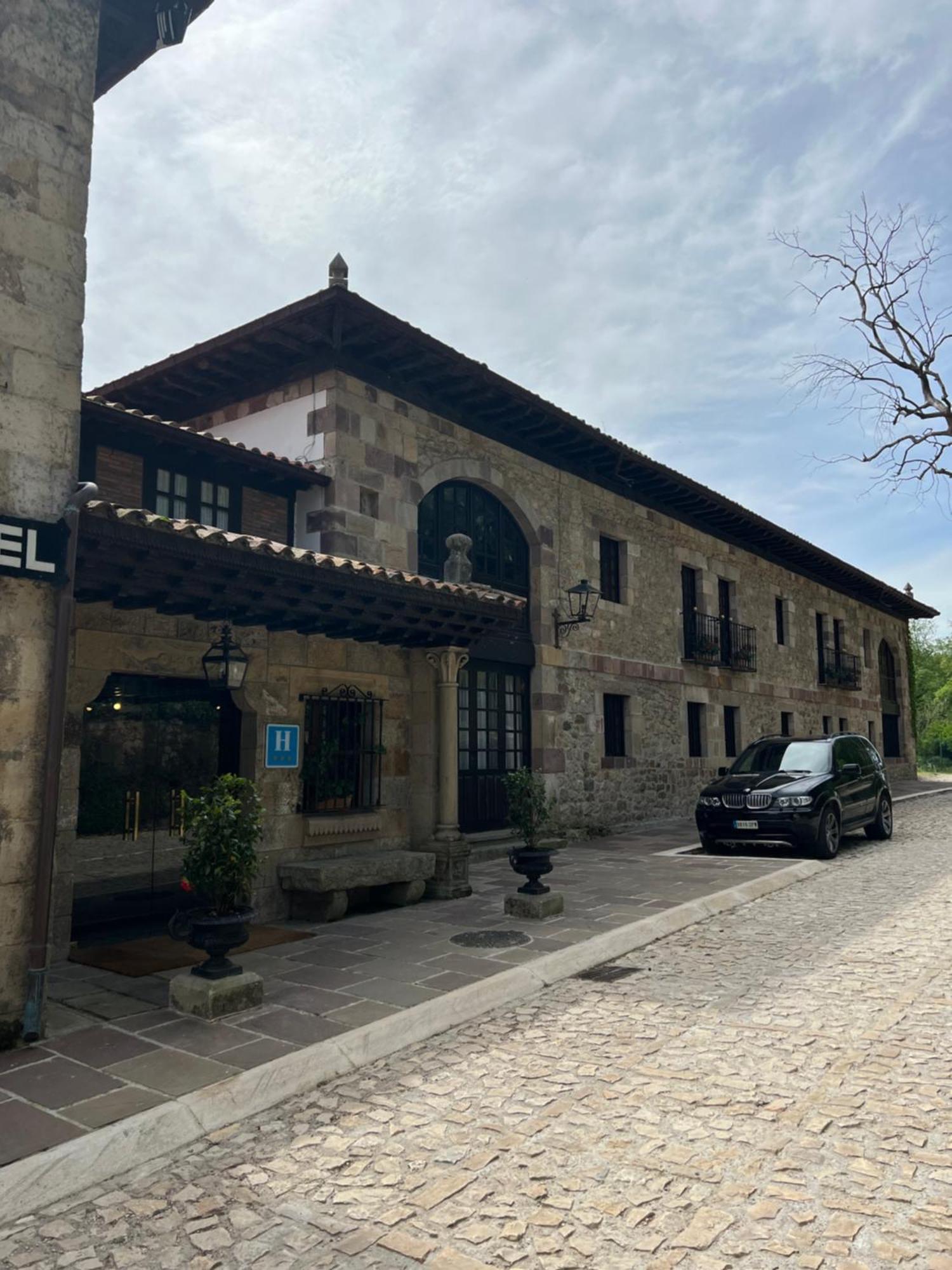Santillana 3*