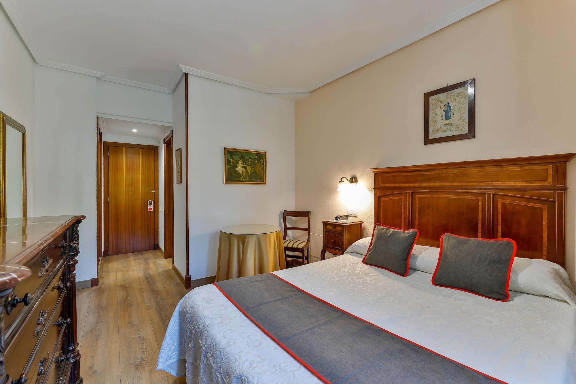 Santillana 3*