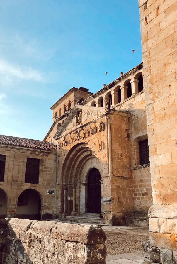 Santillana Hotel