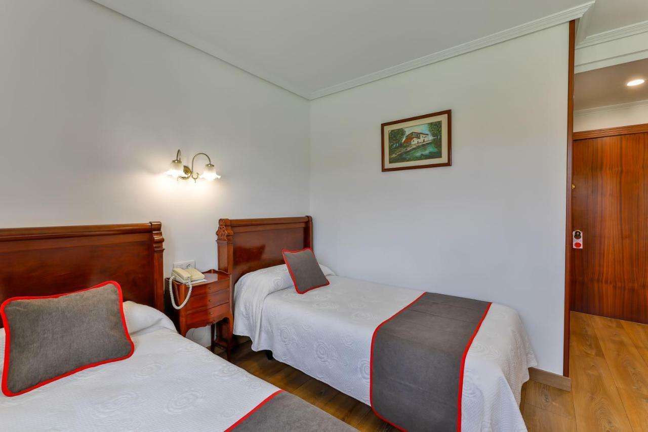 Santillana Hotel