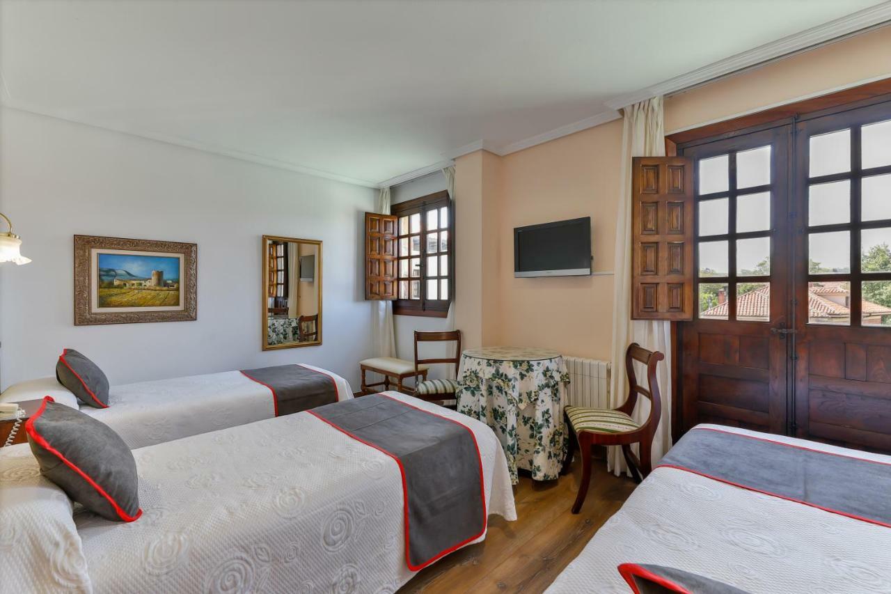 Santillana Hotel